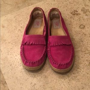 Ugg hot pink slip on womens 7 girls 5